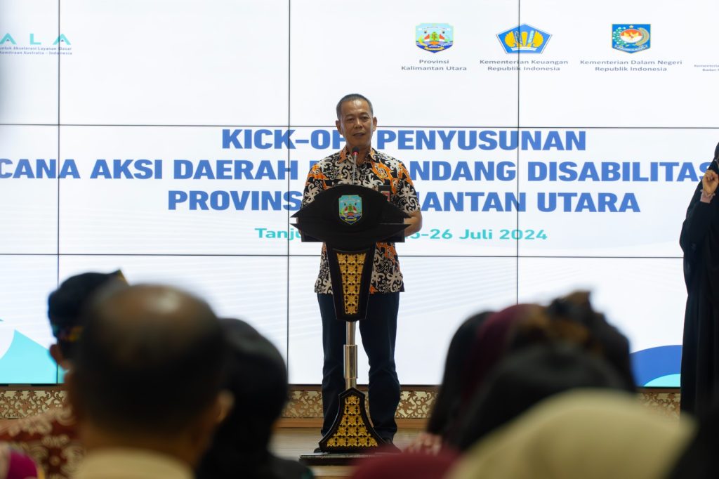 KICK OFF : Asisten bidang Pemerintahan dan Kesejahteraan Rakyat Setprov Kaltara, H Datu Iqro Ramadhan, S.Sos, M.Si membuka Kick-Off Penyusunan RAD-PD Provinsi Kaltara, Kamis (25/7).