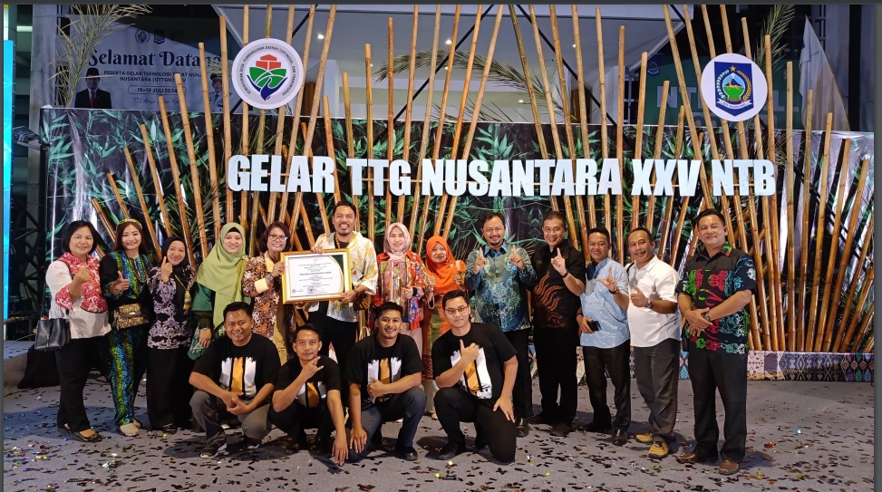 JUARA UMUM : Pagelaran TTG Nusantara XXV Tingkat Nasional mengantarkan Provinsi Kaltara sebagai Juara Umum.