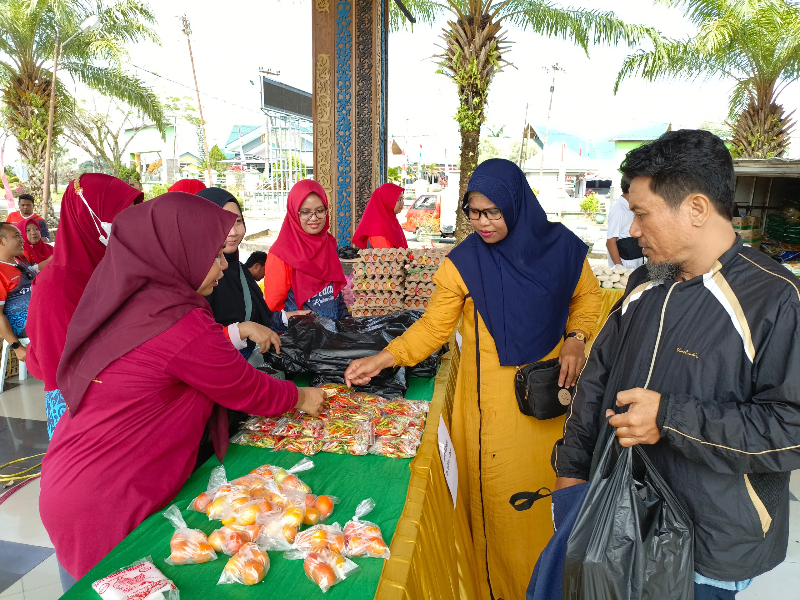 GELAR PANGAN : DPKP Kaltara menggelar GPM di Lapangan Agatis, Selasa (20/8).