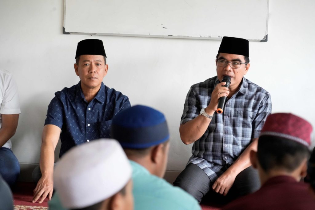 BERIKAN MOTIVASI : Sekda Provinsi Kaltara, Dr. H. Suriansyah, M.AP memberikan motivasi kepada peserta MTA Nasional XXX Tahun 2024 di Komplek Masjid Cheng Ho, Gunung Kalua, Kota Samarinda, Ahad (8/9).