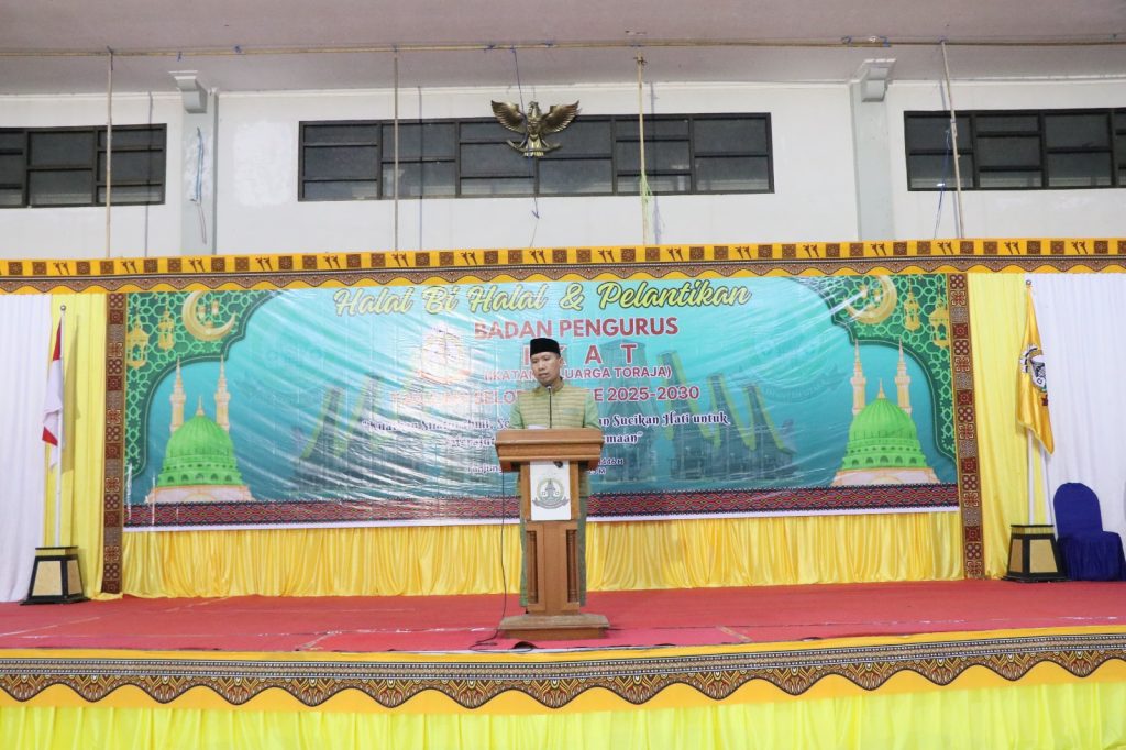 HALAL BIHALAL : Kepala Dinas Energi Sumber Daya Mineral (ESDM) Kalimantan Utara (Kaltara) Ir. Yosua Batara Payangan, ST., M.Si menghadiri Halal Bihalal IKAT di Gedung Wanita, Rabu (7/5).
