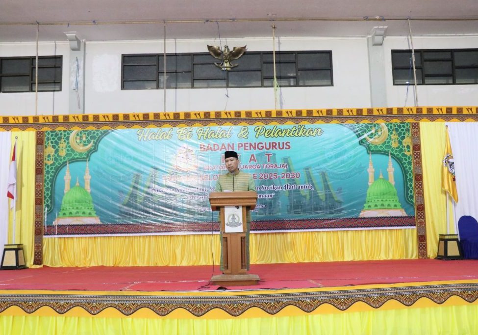 HALAL BIHALAL : Kepala Dinas Energi Sumber Daya Mineral (ESDM) Kalimantan Utara (Kaltara) Ir. Yosua Batara Payangan, ST., M.Si menghadiri Halal Bihalal IKAT di Gedung Wanita, Rabu (7/5).