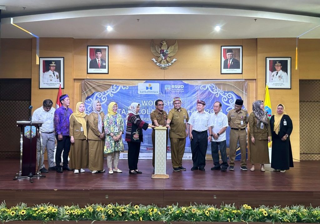 
INTEGRASI : Soft launching E-BLUD dengan ATKP Bankaltimtara oleh Sekprov Kaltara, H. Suriansyah didampingi Plt Direktur RSUD Budy Aziz, serta Pemimpin Kantor Cabang Tarakan, Kalsum di Ruang Hall A RSUD dr. H Jusuf SK, Selasa (13/8/2024).
